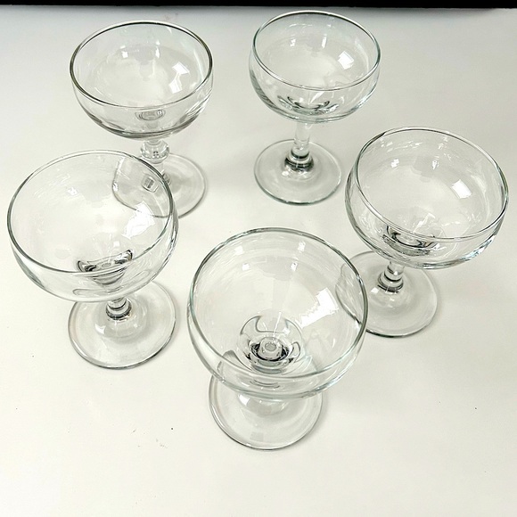 Set of 5 Vintage Champagne /Sherbet Glasses 1990’s Holidays New Year Weddings - Picture 3 of 6